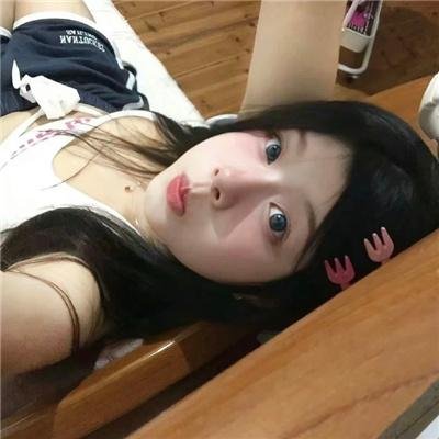 女导与强盗